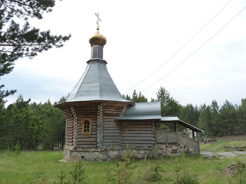 Файл:Часовня Смоленской иконы Божией Матери, именуемой Одигитрией (Путеводительницей) в Усть-Катаве. Челябинская область.jpg