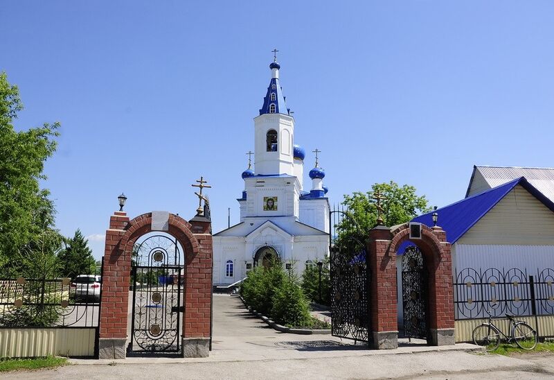 Файл:Храм Казанской иконы Божией Матери в Карталах. Челябинская область.jpg